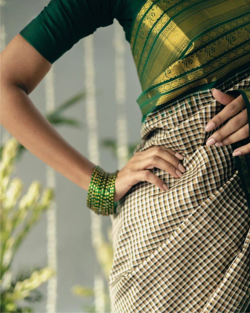 BEAUTIFUL RICH PALLU & JACQUARD WORK ON ALL OVER THE SAREE.  BLOUSE : CONTRAST EXCLUSIVE JACQUARD BORDER.