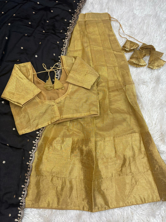Kanchipuram Banarashi tissue silk lehanga golden with contrast Duppata matching Chinnon