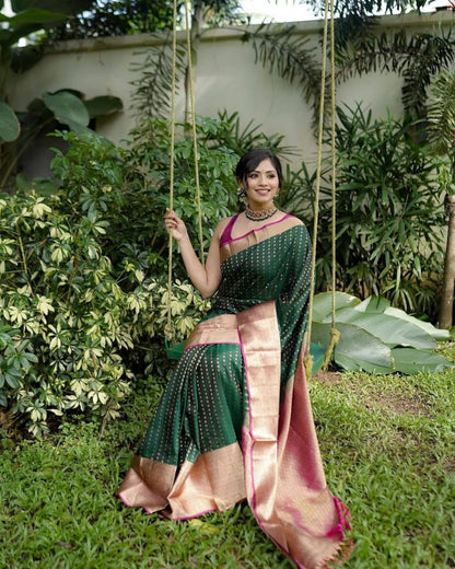 BEAUTIFUL RICH PALLU & JACQUARD WORK ON ALL OVER THE SAREE.  BLOUSE : CONTRAST EXCLUSIVE JACQUARD BORDER.