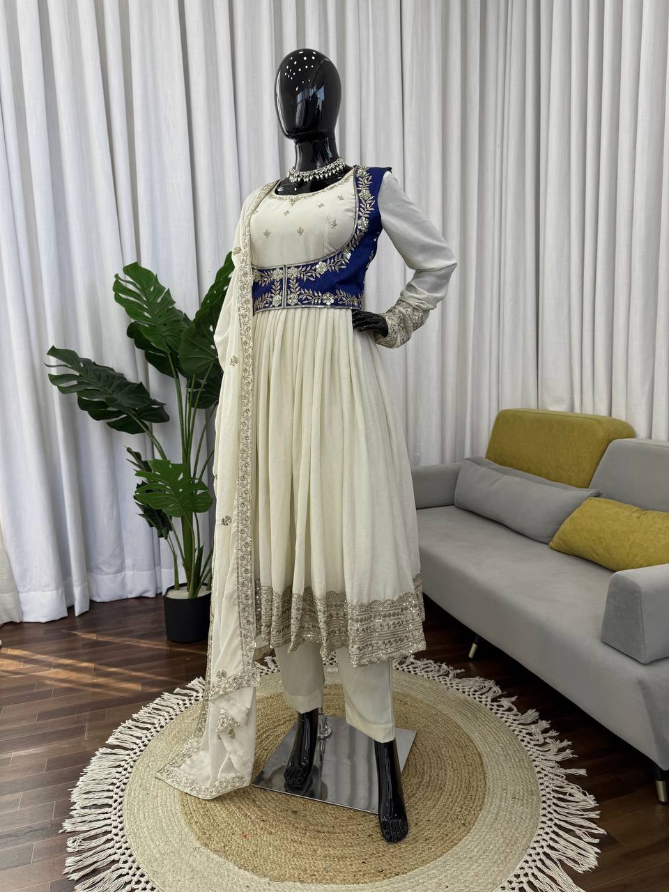 Step into effortless charm with our exclusive 3-piece set